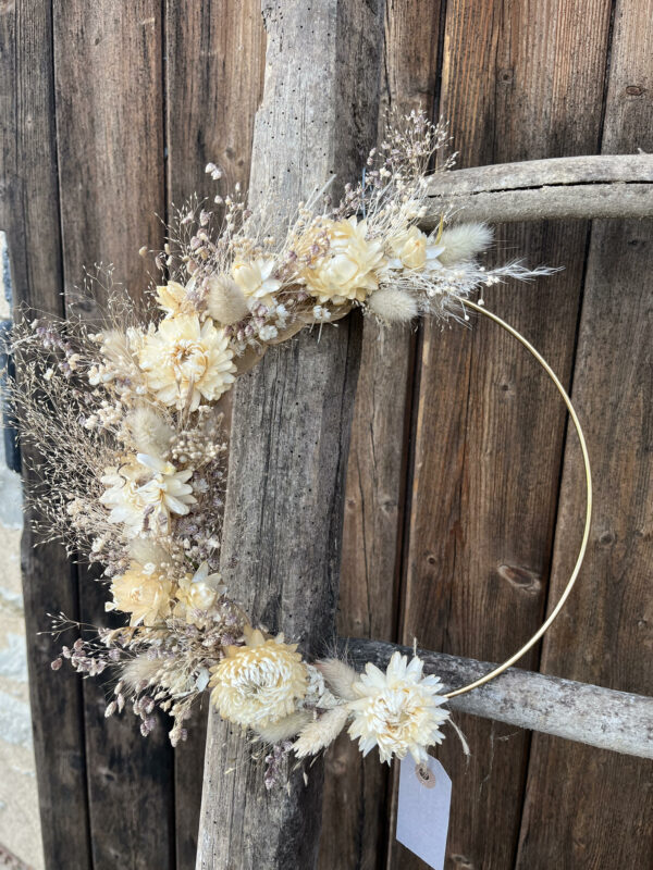Couronne murale fleurs séchées "Uma"