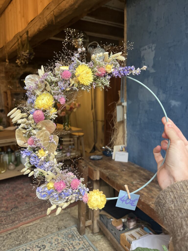 Couronne murale en fleurs séchées "Joséphine"